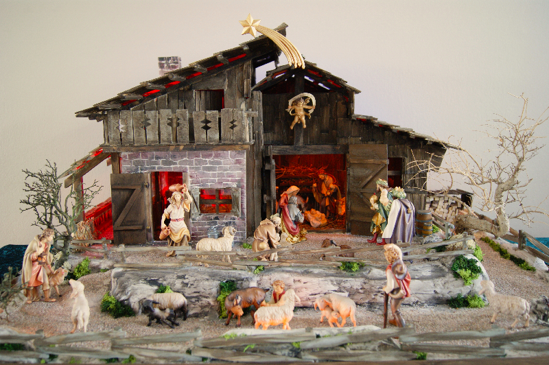 Weihnachtskrippe Alpenländische Bergkrippe