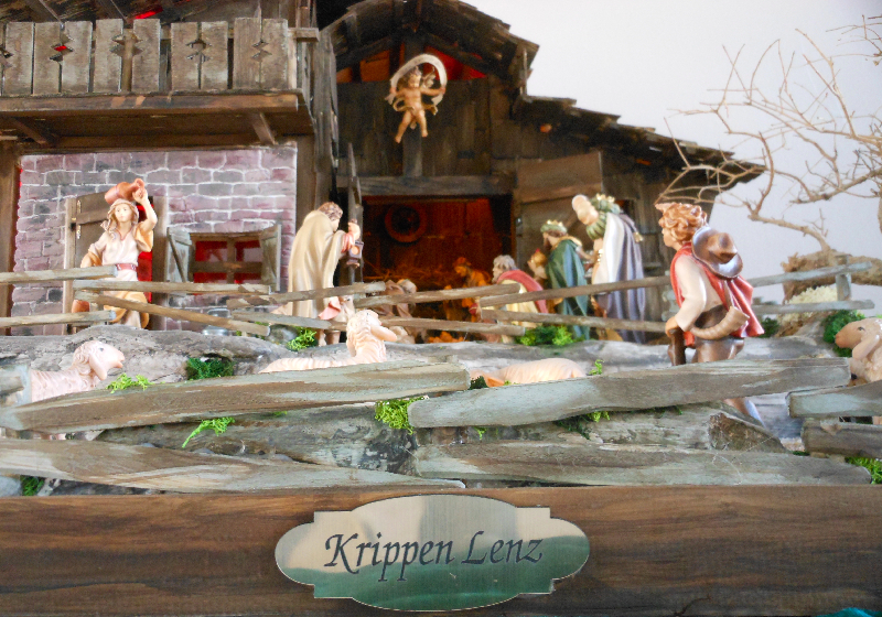 Weihnachtskrippe Alpenländische Bergkrippe